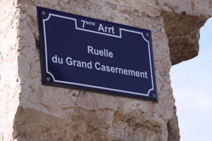 Ruelle du grand-Casernement, plaque.