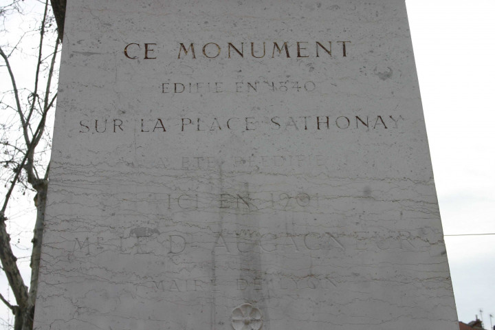 Statue de Joseph-Marie Jacquard d'Elie Ottavy.
