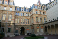 Cour intérieure.