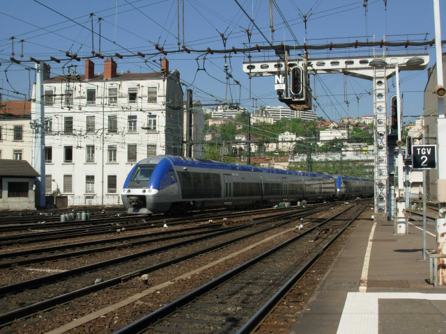 Voies du coté de la Saône.