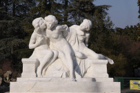 Statue le Secret par René Béclu.