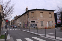 Rue Jean-Marcuit et rue des Docks, bâtiment.