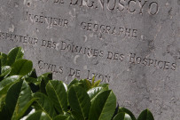 Cimetière de la Guillotière, tombe Dignoscyo, Carré des Sœurs, inscriptions.