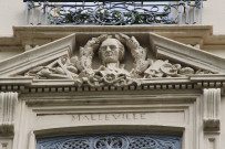 7 place d'Helvétie et rue Malesherbes, détail sur la façade, Malleville.