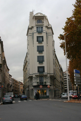 2 rue de Saint-Cyr, immeuble Cateland.