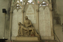 Monument aux Morts.