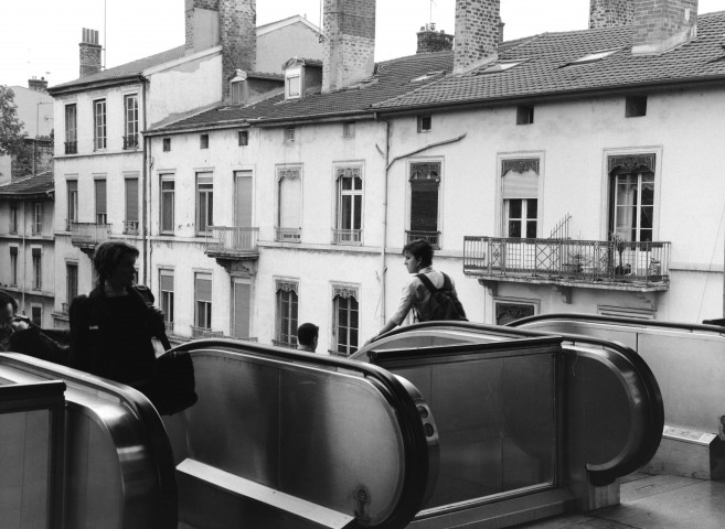 Escalators de la gare de Perrache.