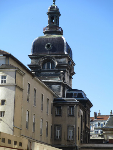 Hôtel-Dieu.