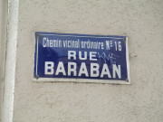 Vers la rue Saint Antoine, plaque de rue.