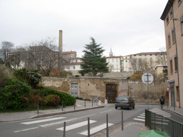 Hôpital de l'Antiquaille, vue prise depuis la rue des Farges.