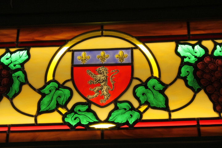 Vitrail sur le restaurant "le bistrot de Saint-Jean".
