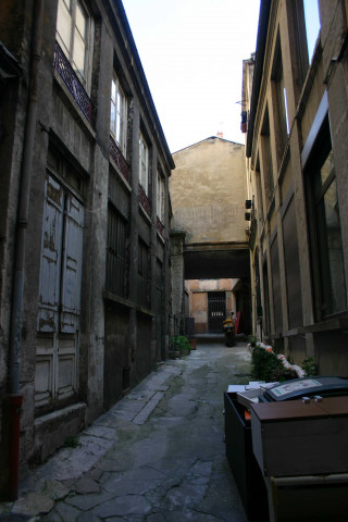 7 rue des Capucins, cour intérieure.