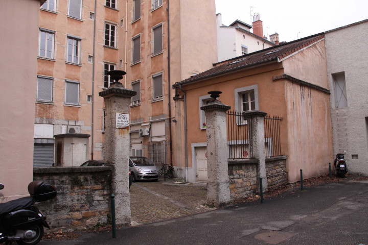 Vue du bâtiment.