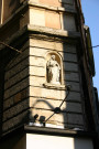 Angle de la rue Romarin et de la rue Terraille, statue de Vierge.