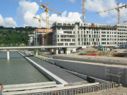 Quartier Confluence, chantier du bassin nautique et des immeubles.
