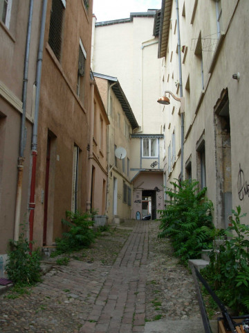 Rue Capponi.