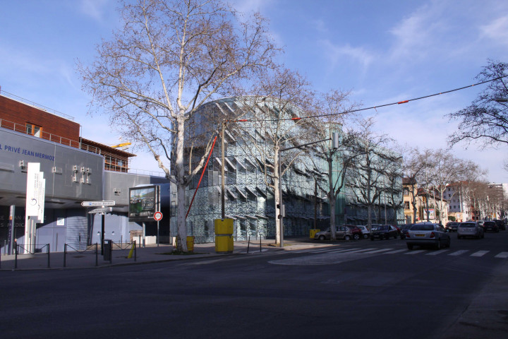 Hôpital privé Jean-Mermoz.