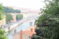 Vue sur le quai Saint-Vincent, prise de l'angle de la montée de la Sarra et du chemin de Montauban.