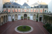 Cour intérieure.