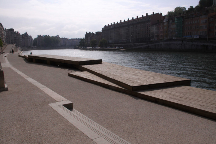 Rives de Saône, planches.