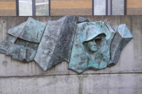 Université-Lyon III, sculpture de Jo Ciesla.