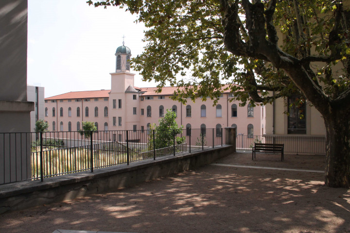 Anciens bâtiments de l'hôpital.