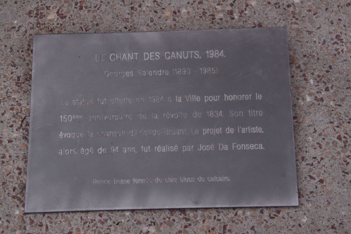 Sculpture "Le Chant des Canuts", plaque.