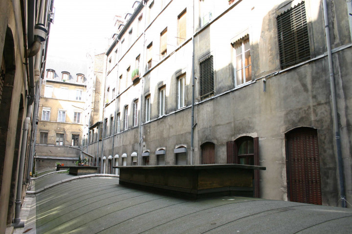 Immeuble de la galerie des Terreaux, vue de la cour intérieure au-dessus du passage.