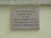 74 rue Mazenod, plaque en mémoire de Blaise Davi.