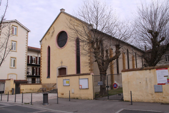 Eglise Sainte-Camille, vue extérieure.