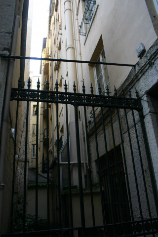 6 rue des Capucins, cour intérieure.
