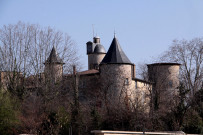 Vues générales du château.