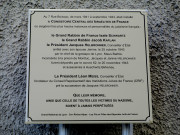 Rue Boissac, plaque en hommage au Consistoire central des Israélites de France.