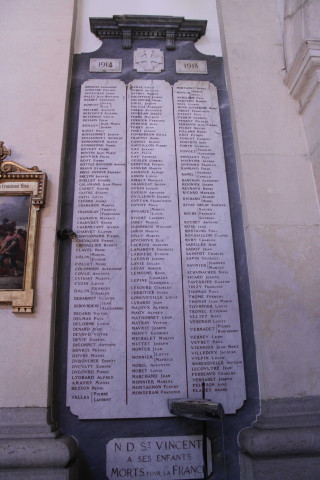 Eglise Notre-Dame-Saint-Vincent de Paul, monument aux morts de la guerre de 1914-1918.