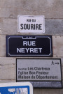 Rue Neyret vers la montée de la Grande-Côte, plaque de rue.
