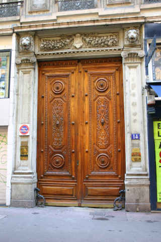 14 rue Victor-Hugo.