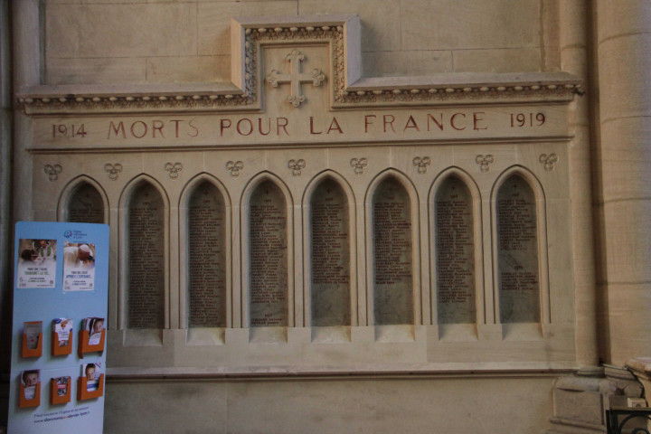 Monument aux Morts.