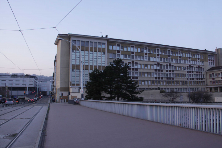 57 rue de la Charité, lycée-Juliette-Récamier.