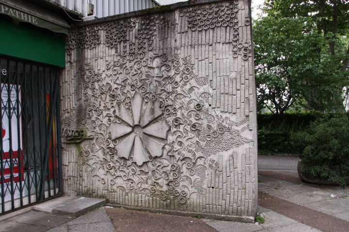 Station du tramway, œuvre de Denis Morog.