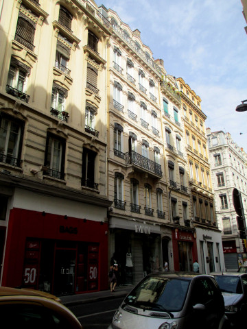18-22 rue de Brest.