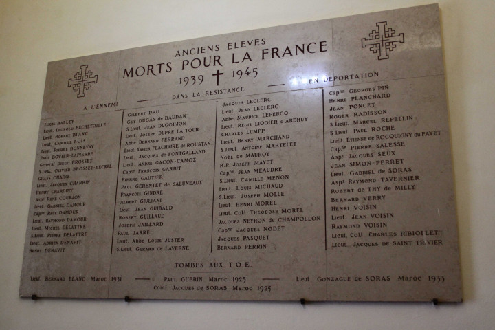 10 rue Sainte-Hélène, lycée Saint-Marc, chapelle, plaques commémoratives.