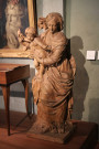 Statue de Vierge à l'enfant de Coysevox.