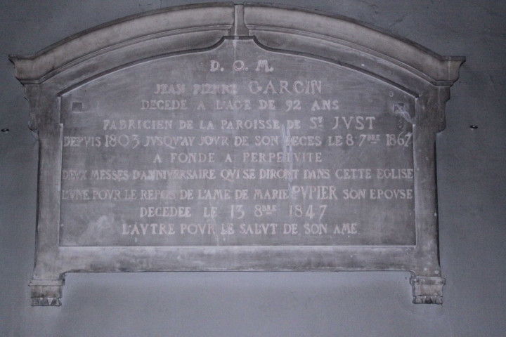Plaques.