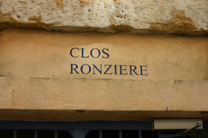43 montée du Gourguillon, inscription.