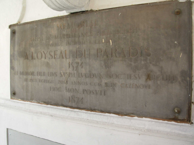 2 place Meissonnier, plaque en mémoire d'Etienne Martellange (peintre), de son atelier l'oyseau du paradis et de son fils Etienne Martellange (architecte).