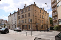 16 rue Antoine-Lumière et rue Saint-Nestor, vue sud-ouest.