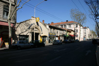 Cours Lafayette entre la rue Sainte-Geneviève et la rue Bellecombe.