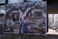 Mairie du 8e, espace Citoyen, fresque des roses.