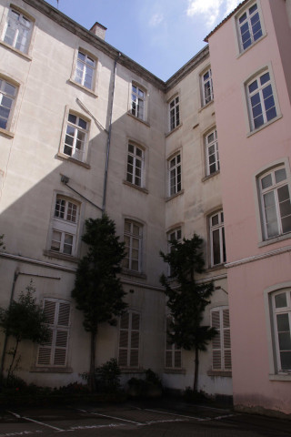 23 rue Sala.