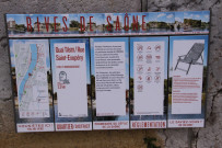 Quai Tilsitt, rue Antoine-de-Saint-Exupéry, panneaux du projet Rives de Saône.